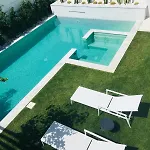 Algarve House With Heated Pool And Jacuzzi Villa