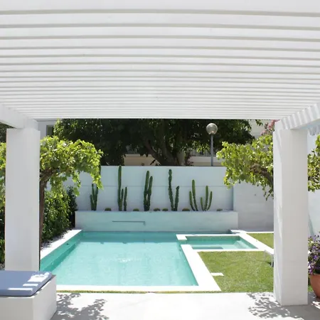 빌라 Algarve House With Heated Pool And Jacuzzi 알부페이라