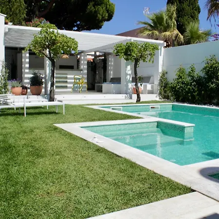 Algarve House With Heated Pool And Jacuzzi *